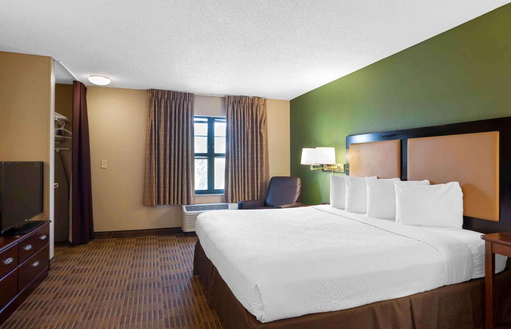 Extended Stay America Select Suites - Chicago - Hanover Park Exteriör bild