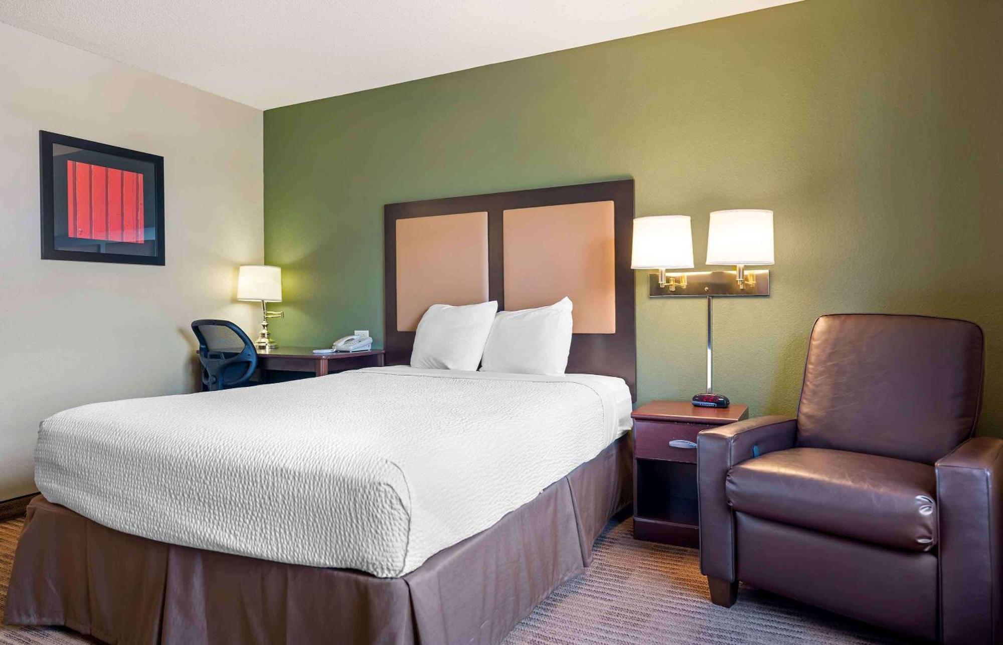 Extended Stay America Select Suites - Chicago - Hanover Park Exteriör bild